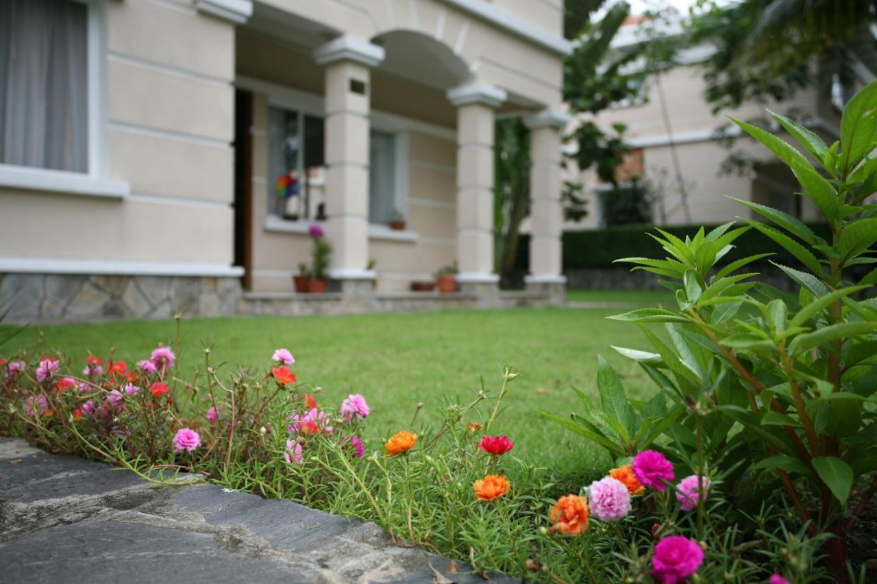 Vietnam Golf - Lake View Villas Ho Chi Minh City Exterior photo